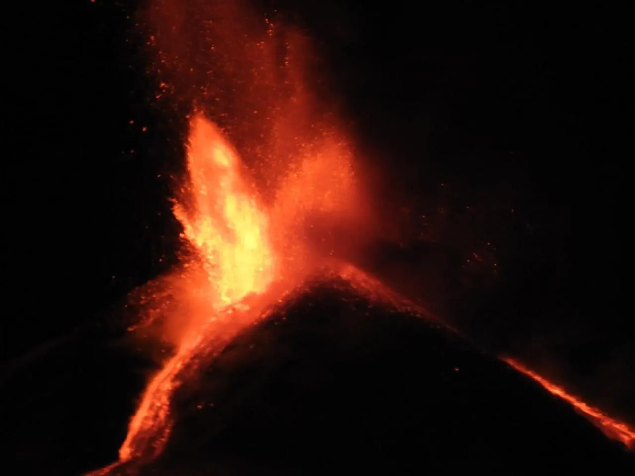 The Castle Of Etna Villa Trecastagni 0*,  İtalya